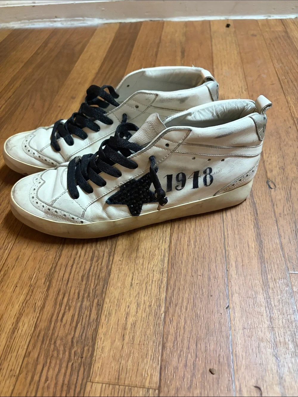 Golden Goose White Leather Men’s Sneakers with Black Laces size 41